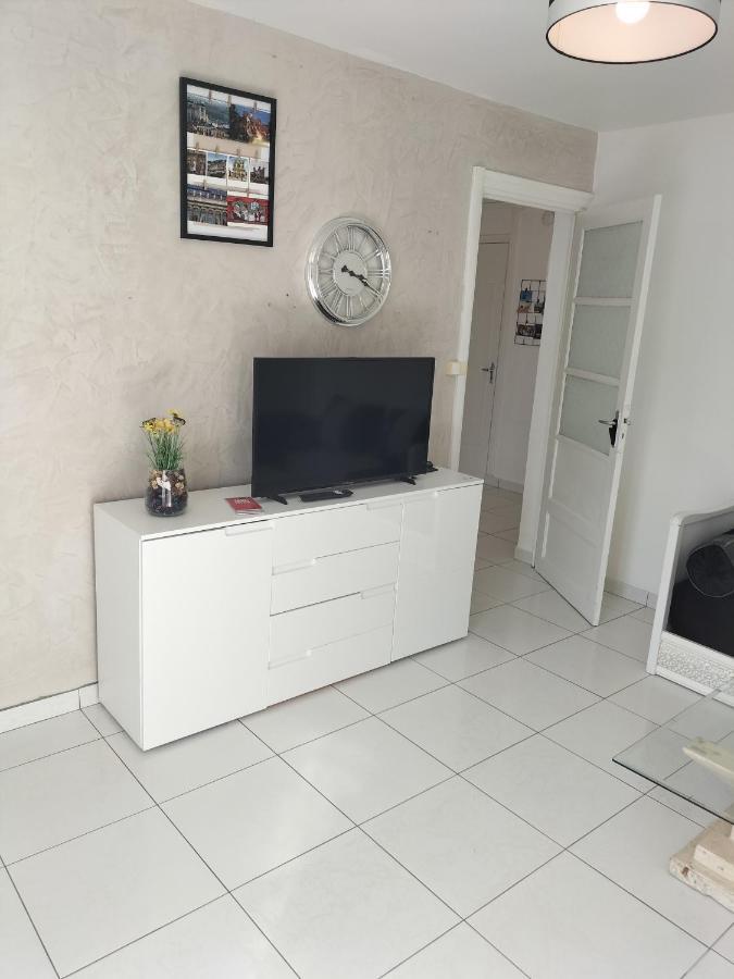 Joli Appartement Proche Metro Lyon Ngoại thất bức ảnh